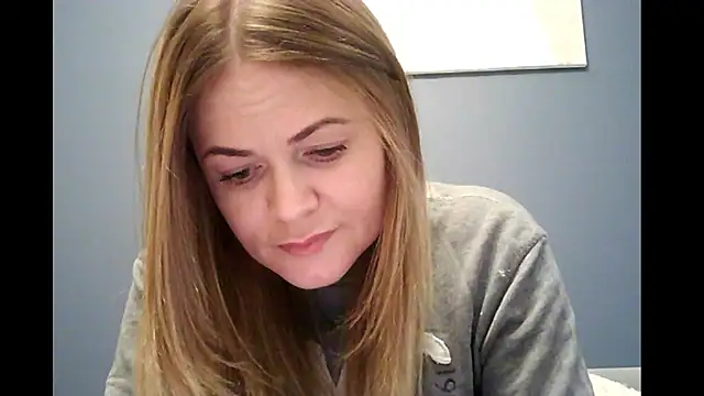 Snapshot of Ginger-bb chatting on 12-01-25, 08:48 Ginger-bb online show from 12-01-25, 08:48