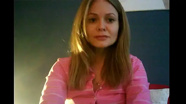 Snapshot of Ginger-bb chatting on 01-08-26, 07:25 Ginger-bb online show from 01-08-26, 07:25