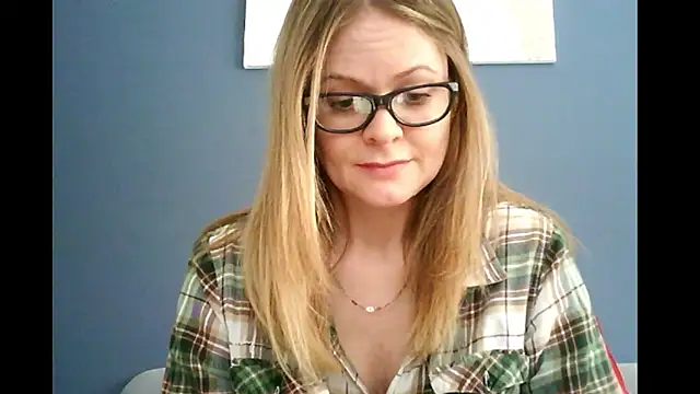 Snapshot of Ginger-bb chatting on 02-24-26, 07:42 Ginger-bb online show from 02-24-26, 07:42