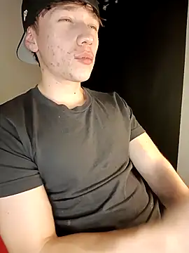 Snapshot of Logan_sixxer chatting on 10-17-25, 09:49 Logan sixxer online show from 10-17-25, 09:49