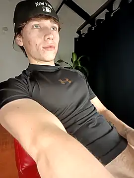 Logan sixxer online show from 12-19-25, 02:59