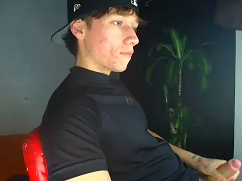 Logan sixxer online show from 11-14-25, 11:08