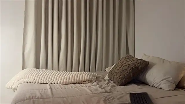 Miia Vega  online show from 02-12-26, 11:59