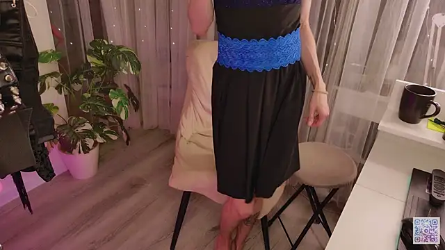 Queen of tease online show from 11-04-25, 04:00