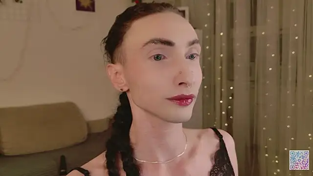 Queen of tease online show from 04-11-26, 04:09