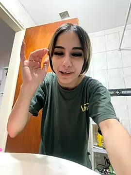 Babylovetiernax online show from 11-27-25, 05:13