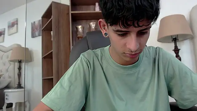 Ibratxandy online show from 04-11-26, 07:17