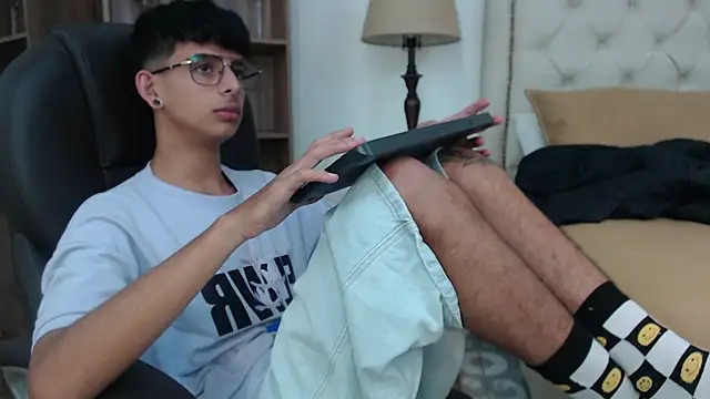 Ibratxandy online show from 04-02-26, 07:09