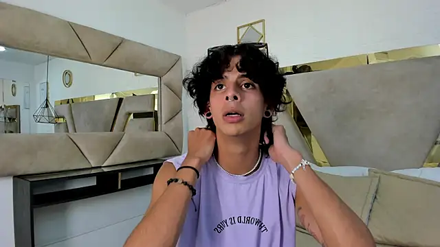 Ibratxandy online show from 10-27-25, 08:32