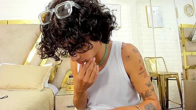 Ibratxandy online show from 11-18-25, 07:17