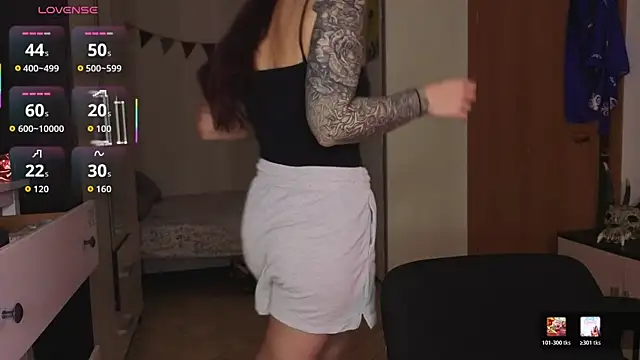 ReginaFoXXXy online show from 04-07-26, 09:33