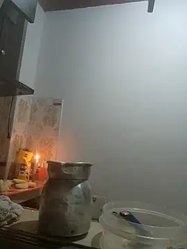 Sharon Black online show from 11-12-25, 01:54