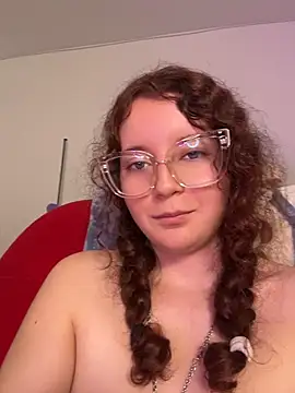 Sharon Black online show from 04-18-26, 01:46