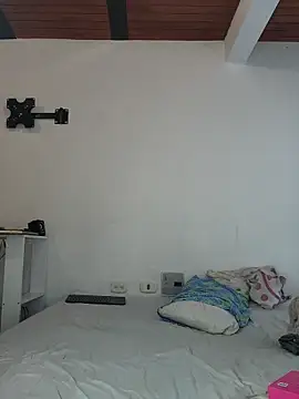 Sharon Black online show from 10-23-25, 12:04