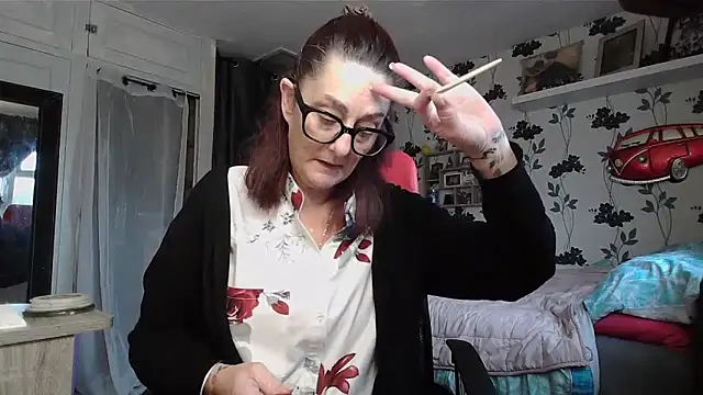 Mistress-Ivy51 online show from 02-06-26, 08:54