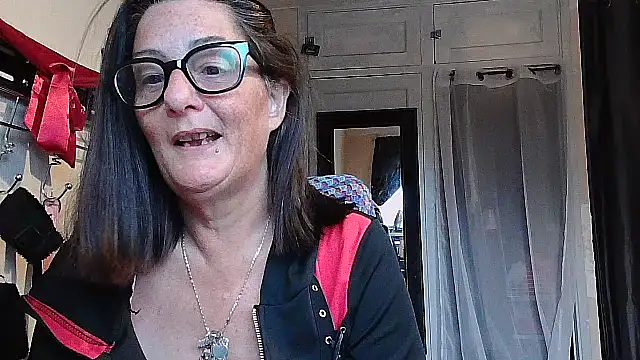 Mistress-Ivy51 online show from 10-11-25, 06:47