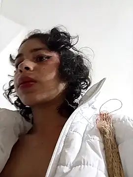 Tendercouple1 online show from 10-28-25, 03:22