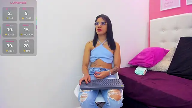 Rachel Donnelly online show from 09-23-25, 04:41