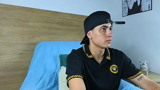 Snapshot of Stiven_Benet_ chatting on 11-13-25, 06:56 Stiven Benet online show from 11-13-25, 06:56