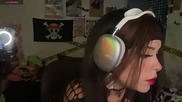 PixelKitty  online show from 10-22-25, 11:36