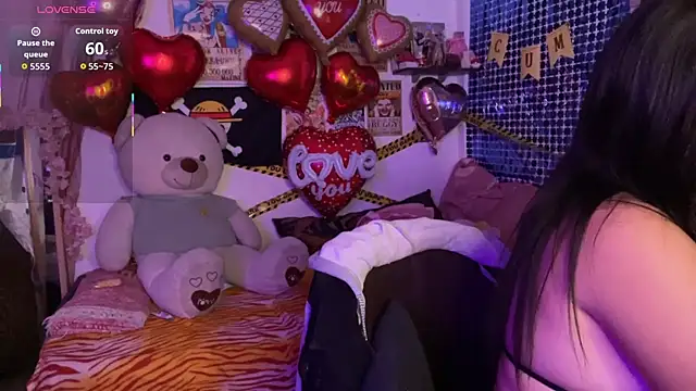 PixelKitty  online show from 02-04-26, 11:55