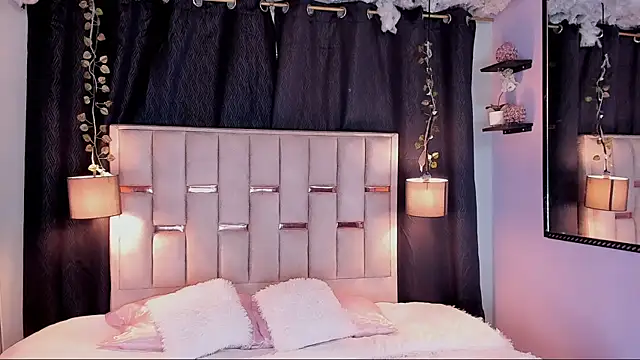 Hanzking01 online show from 11-18-25, 03:21