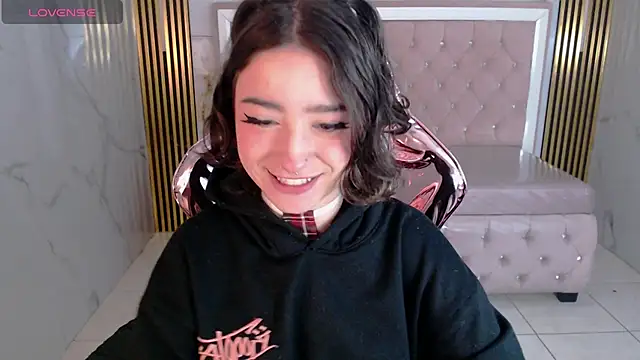 venuss09 s online show from 10-07-25, 01:56