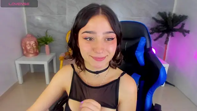 venuss09 s online show from 10-30-25, 03:53