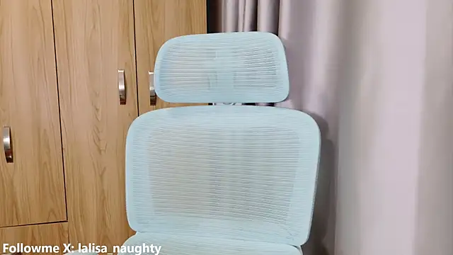 Lisa manobann online show from 03-06-26, 08:59