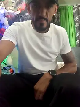 andrusstik online show from 12-17-25, 01:21