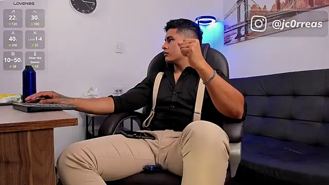  Juanes online show from 10-22-25, 08:08