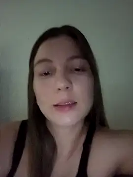 Arianna Moss online show from 10-17-25, 03:54