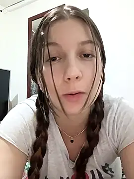 Arianna Moss online show from 11-08-25, 03:10