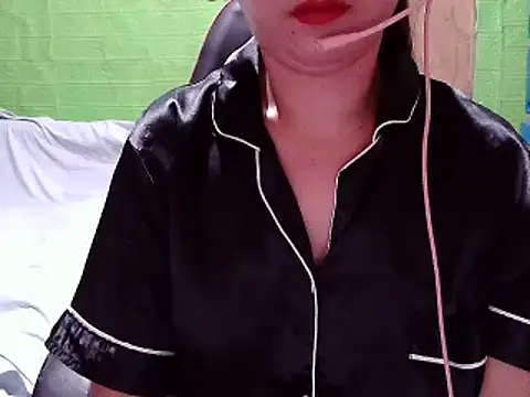 Snapshot of lucky_rona chatting on 04-25-26, 02:14 lucky rona online show from 04-25-26, 02:14