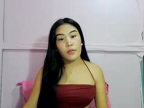YourWildestDoll online show from 05-10-26, 07:05