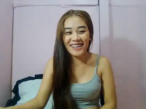 YourWildestDoll online show from 06-18-26, 06:13