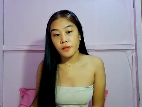 YourWildestDoll online show from 03-05-26, 11:10