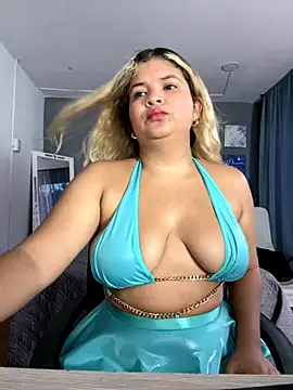 lilith cut3 online show from 11-21-25, 10:53