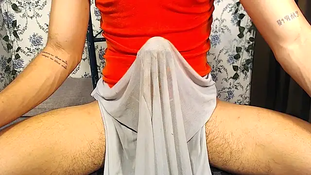 Snapshot of CUMLOADER_Brook chatting on 11-26-25, 04:51 CUMLOADER Brook online show from 11-26-25, 04:51