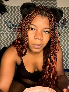 Snapshot of chocolatito-ho chatting on 10-17-25, 05:22 chocolatito-ho online show from 10-17-25, 05:22