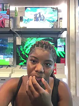 Snapshot of chocolatito-ho chatting on 09-13-25, 07:25 chocolatito-ho online show from 09-13-25, 07:25