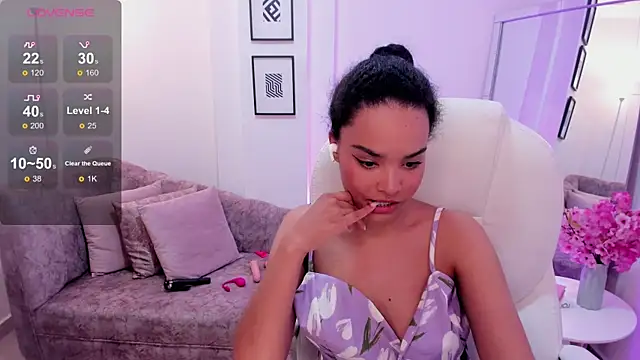Ayshel cooperr online show from 09-18-25, 11:19