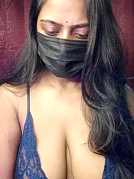 Ishu Lovee online show from 12-20-25, 08:17