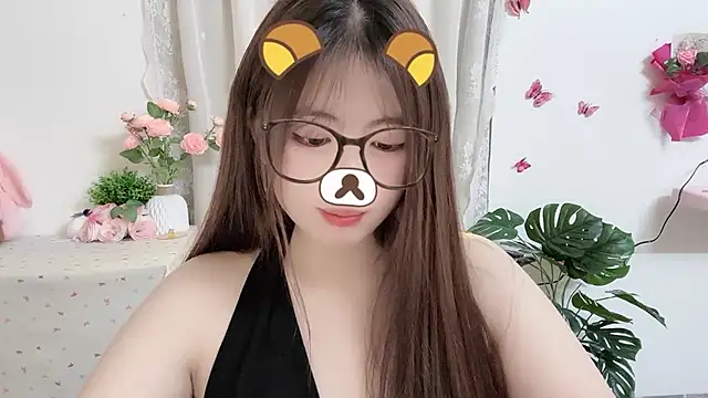 Snapshot of Amelia-babee chatting on 06-27-26, 01:28 Amelia-babee online show from 06-27-26, 01:28