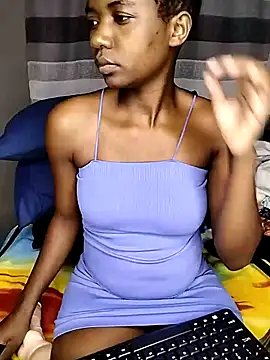 Berryangel03 online show from 11-17-25, 12:36