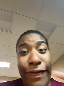 Tu GataLinda online show from 10-28-25, 12:22