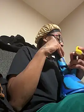 Tu GataLinda online show from 11-28-25, 01:39