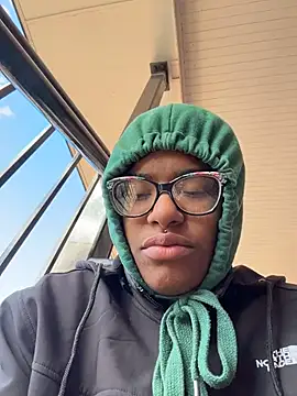 Tu GataLinda online show from 11-18-25, 02:20