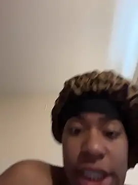 Tu GataLinda online show from 01-06-26, 05:39