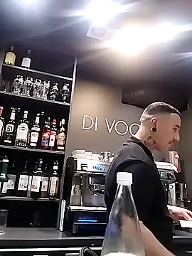 Snapshot of JuicyBigcock@xh chatting on 10-13-25, 06:20 JuicyBigcockxh online show from 10-13-25, 06:20